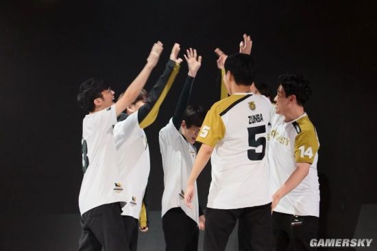  意甲全明星慈善赛收入创新高  